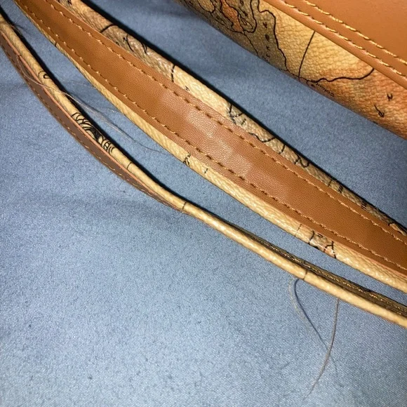 Elan 1969 Classic Map-Print Tan Weekender Bag - Picture 7 of 13